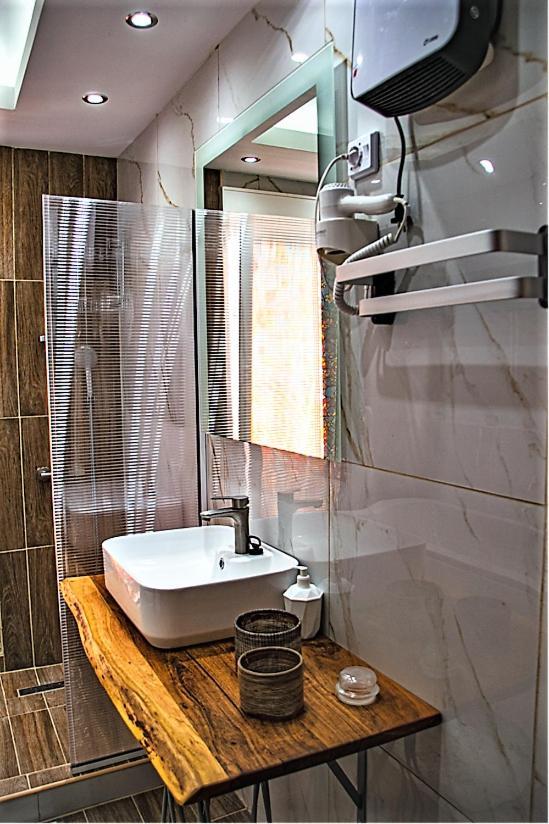 Kassandrou Suite Hot Tub-Jakuzzi - 2 Bedrooms - Big Balcony - Center Thessaloniki Exterior foto