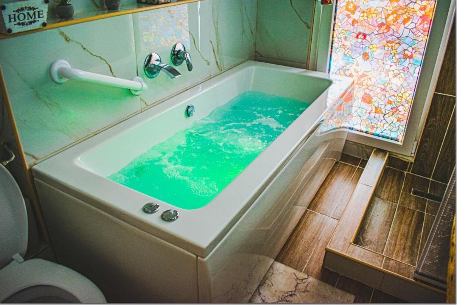 Kassandrou Suite Hot Tub-Jakuzzi - 2 Bedrooms - Big Balcony - Center Thessaloniki Exterior foto